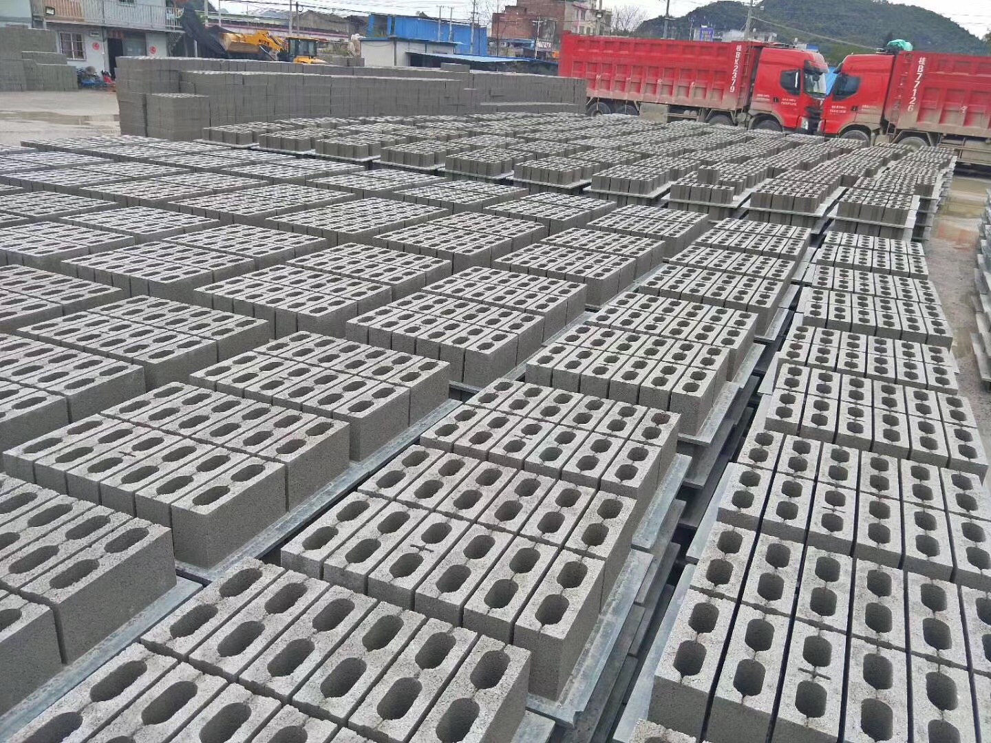 Concrete Cement Products Block Making Machine Manufacturer