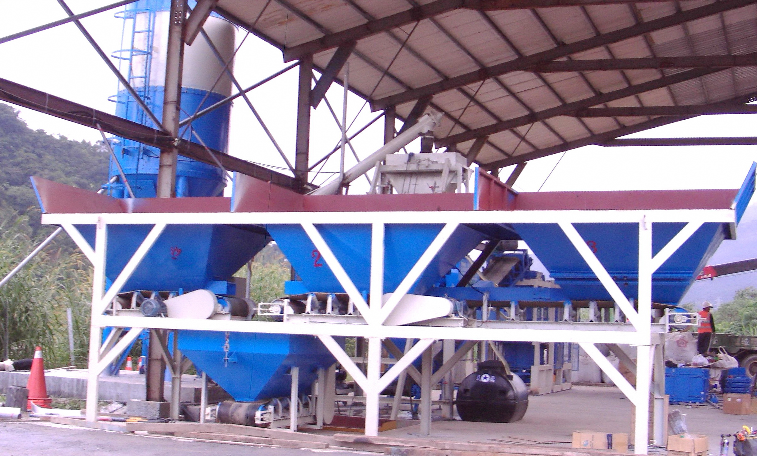 Oman QT8-15 Block Machine Supplier Working in Muscat And Salalah Interlock Paver